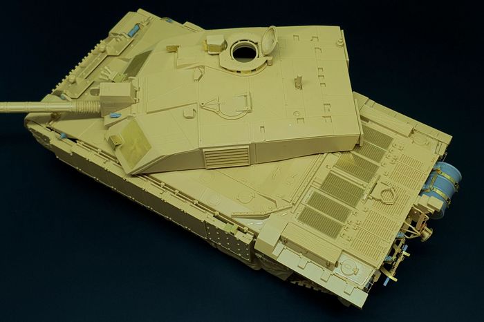Hauler HLX48406 - Challenger 2 (resin/PE set for Tamiya kit) 1/48 scale model