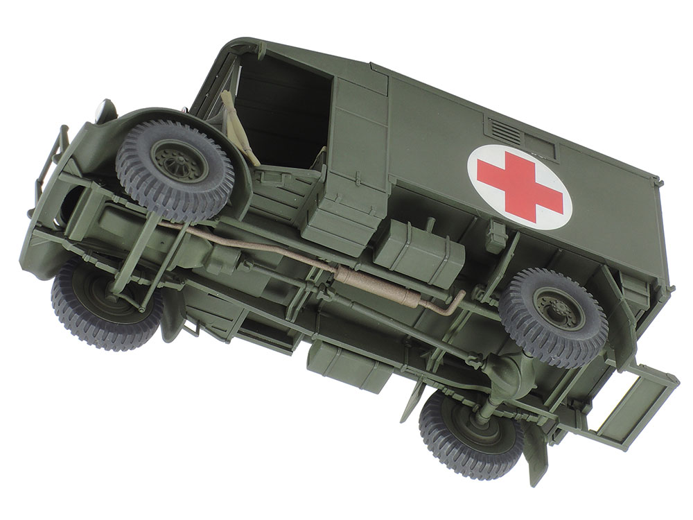Tamiya 32605 - British 2-Ton 4x2 Ambulance 1/48 scale