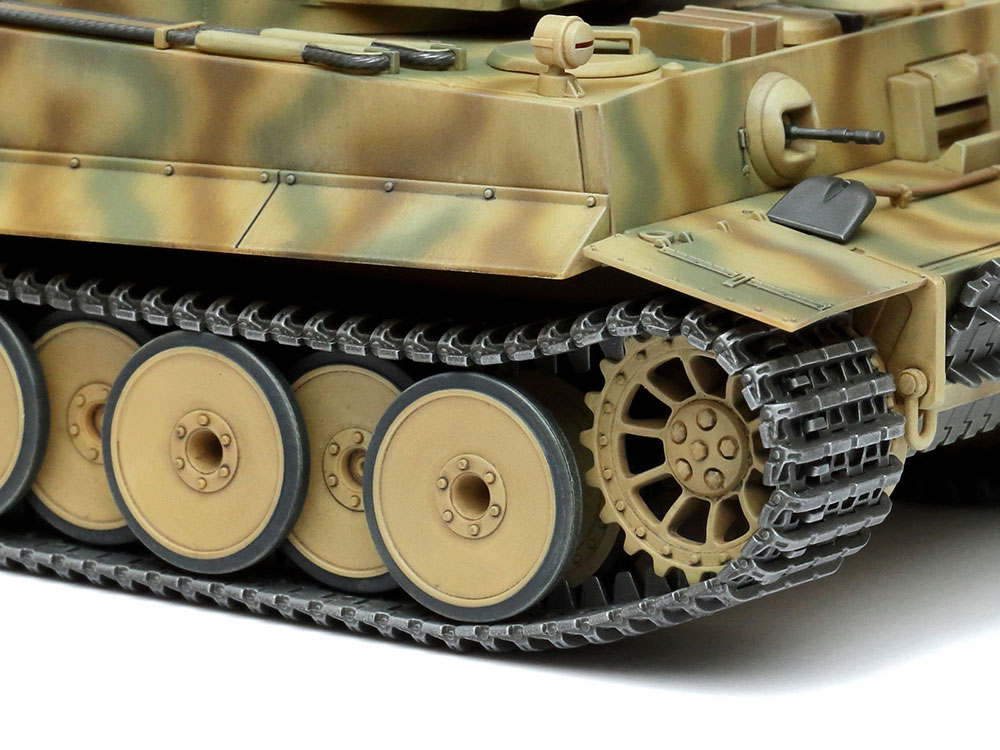 Tamiya 32603 - German Heavy Tank Tiger I Early Production (Eastern Front)
