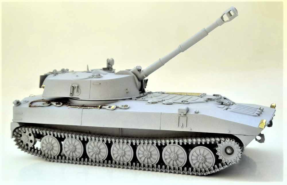 Tank Mania 48105 2S1 Gvozdika - 1/48 scale resin kit