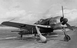FW 190A-5/U-15 с планирующей бомбой BV.246