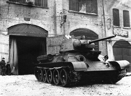 Т-34 выходит c завода «Красное Сормово»