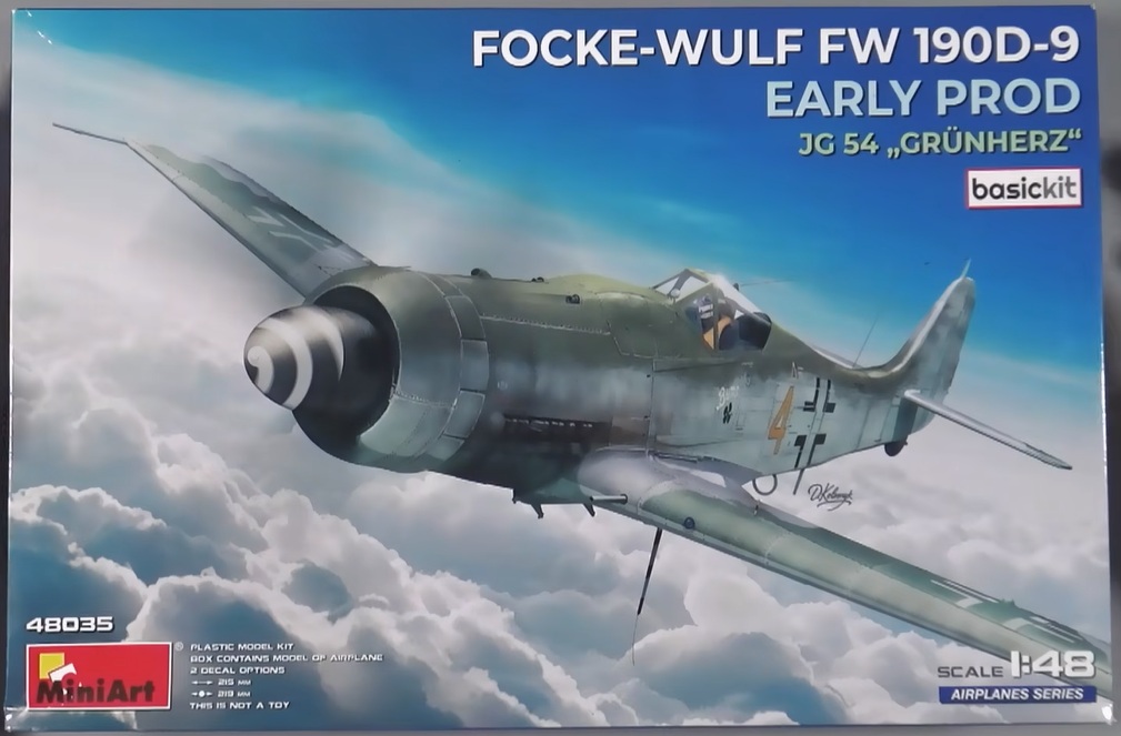 Focke-Wulf Fw 190D-9 Early Production - Miniart 48035 (Basic Kit) - 1/48 - Review